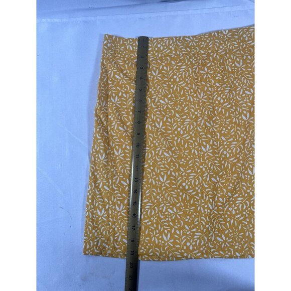 Rip Skirt Yellow & White Print Wrap Skirt Size Medium - Picture 6 of 7